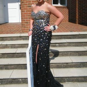 Beautiful sequined black dress